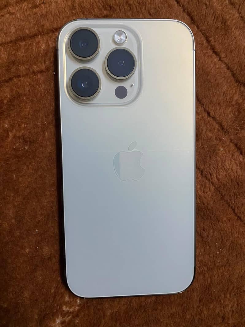 Apple iPhone 14 Pro 8