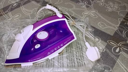 Brand New Russell Hobbs Steam Iron UK Imported