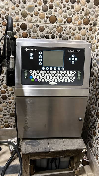 Domino A220