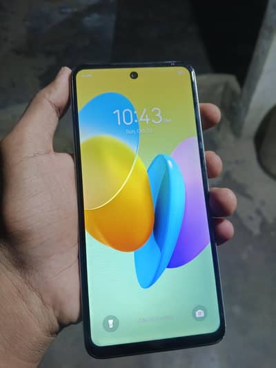 Tecno spark 20c