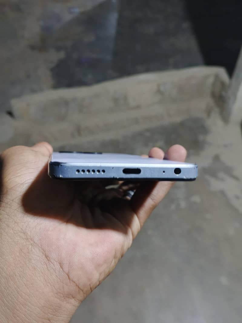 Tecno spark 20c 4