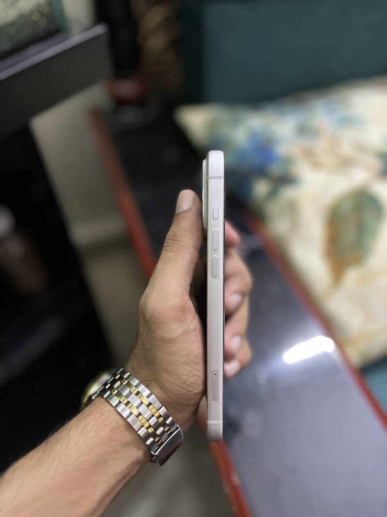 Apple iPhone 17 Pro Max 1