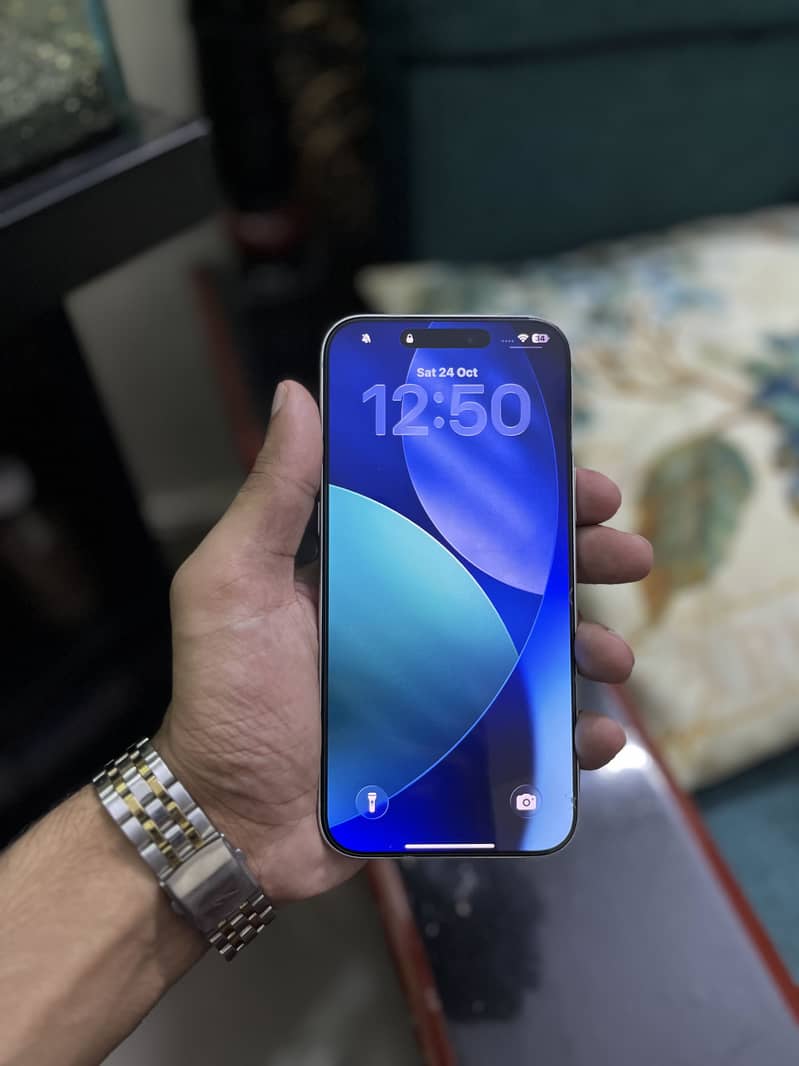 Apple iPhone 17 Pro Max 2