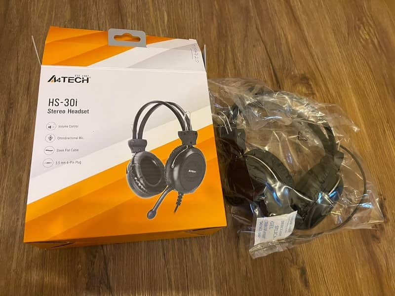 A4 Tech Head Phone 3