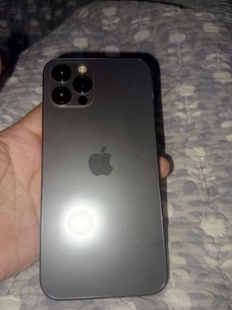 Apple iPhone 12 Pro 2