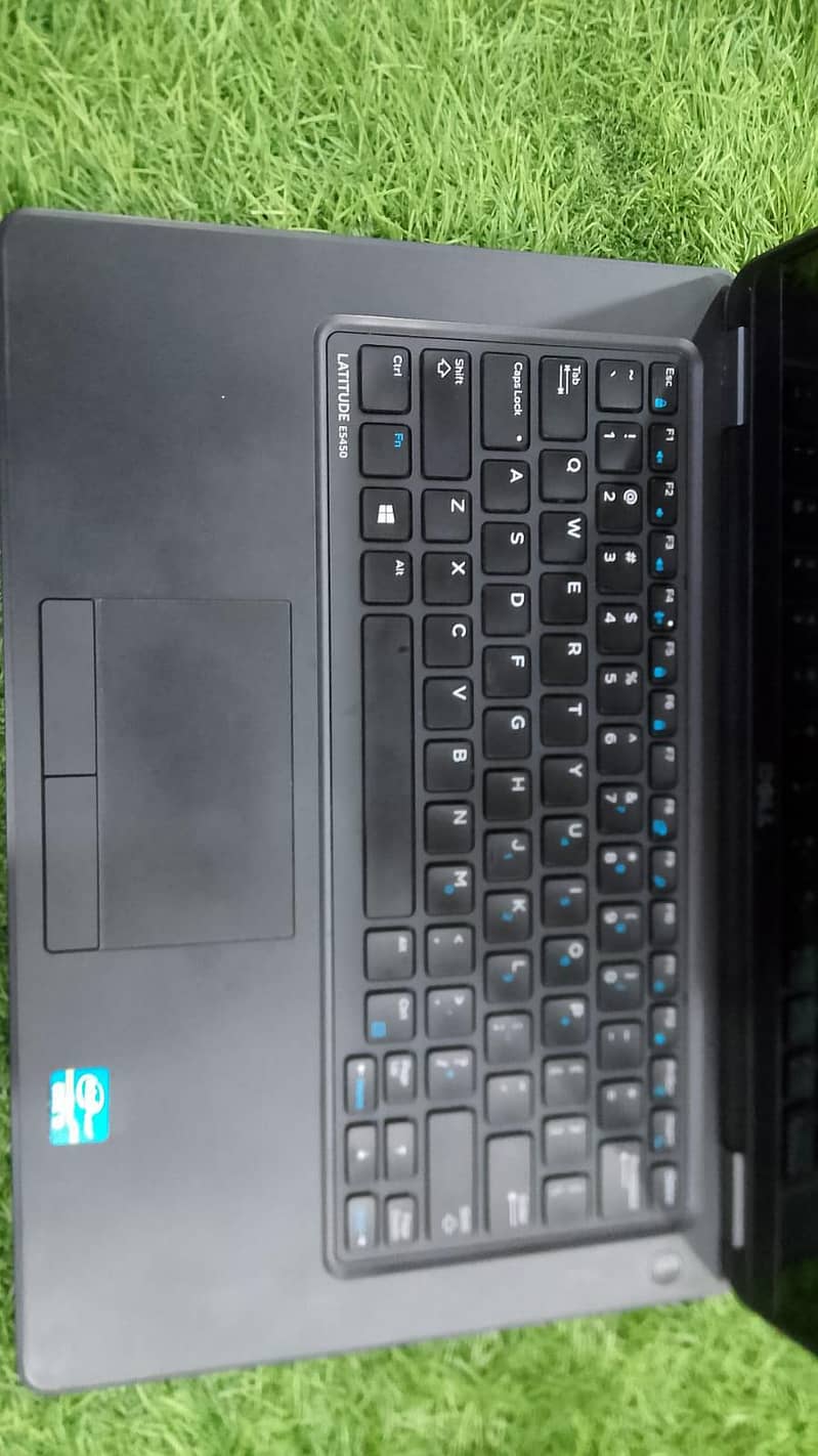 Dell laptop 0