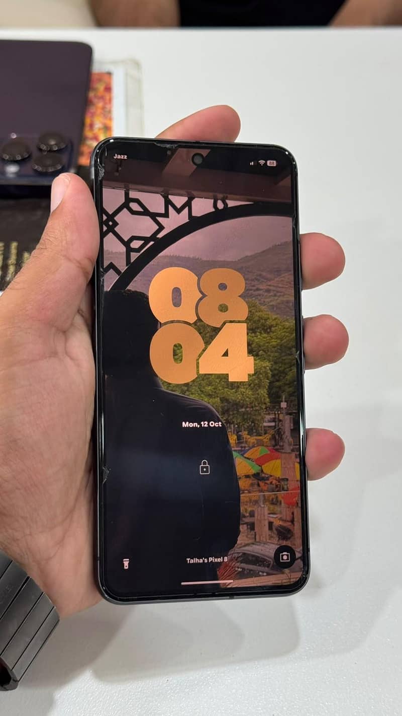 Google Pixel 8 5