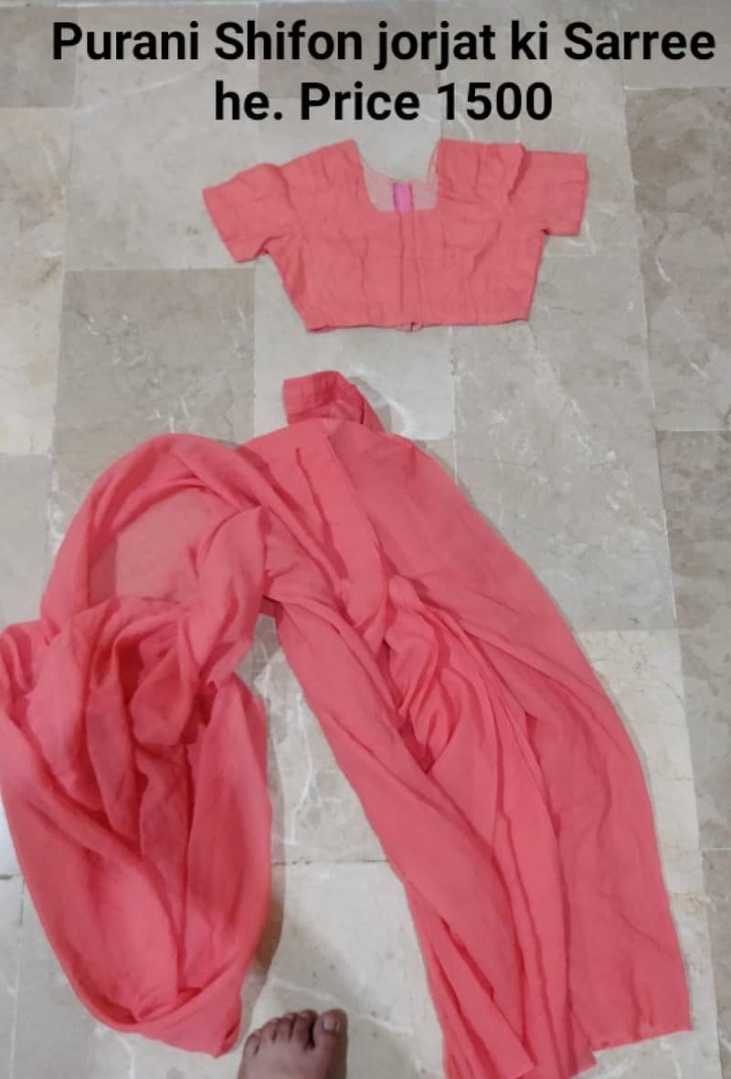 2 Saree aur clothes 1