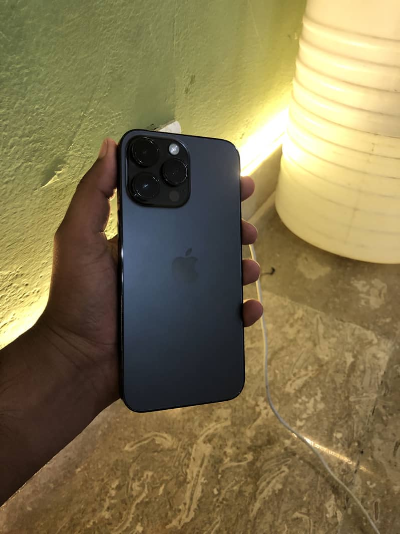 Apple iPhone 14 Pro Max 1