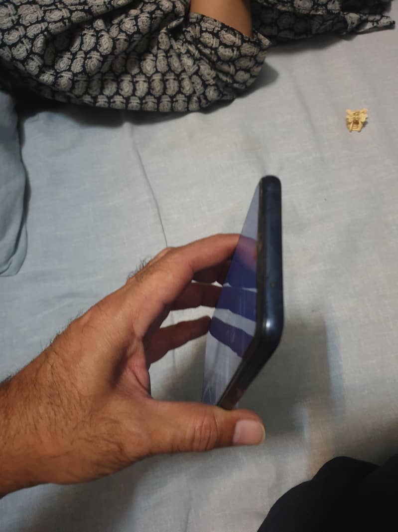 Xiaomi Redmi Note 9S 7