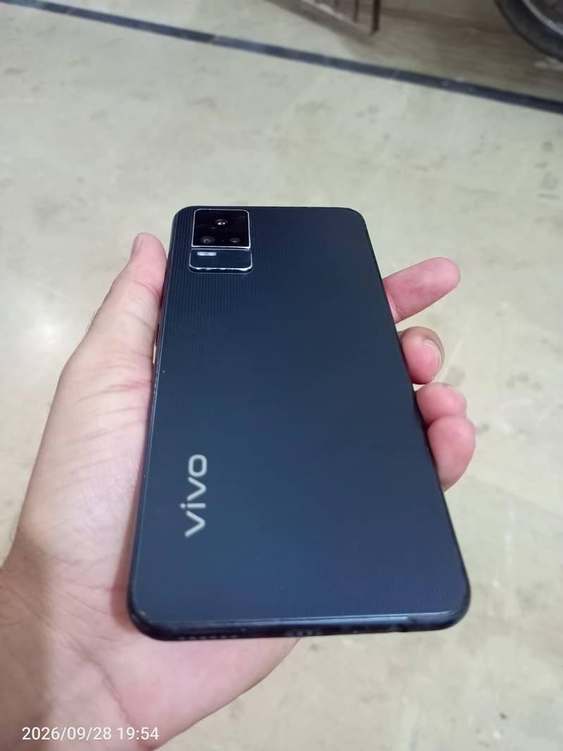 Vivo V21e 1