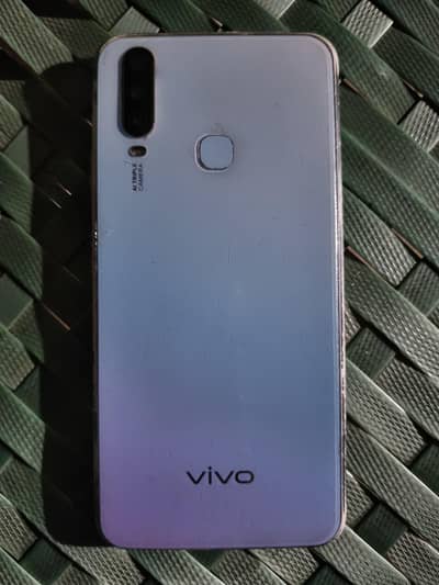 Vivo Y17