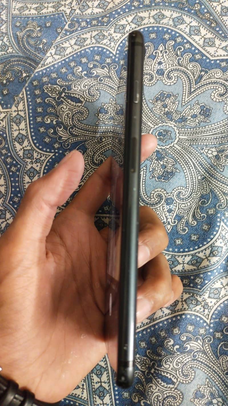 Apple iPhone 7 Plus 3