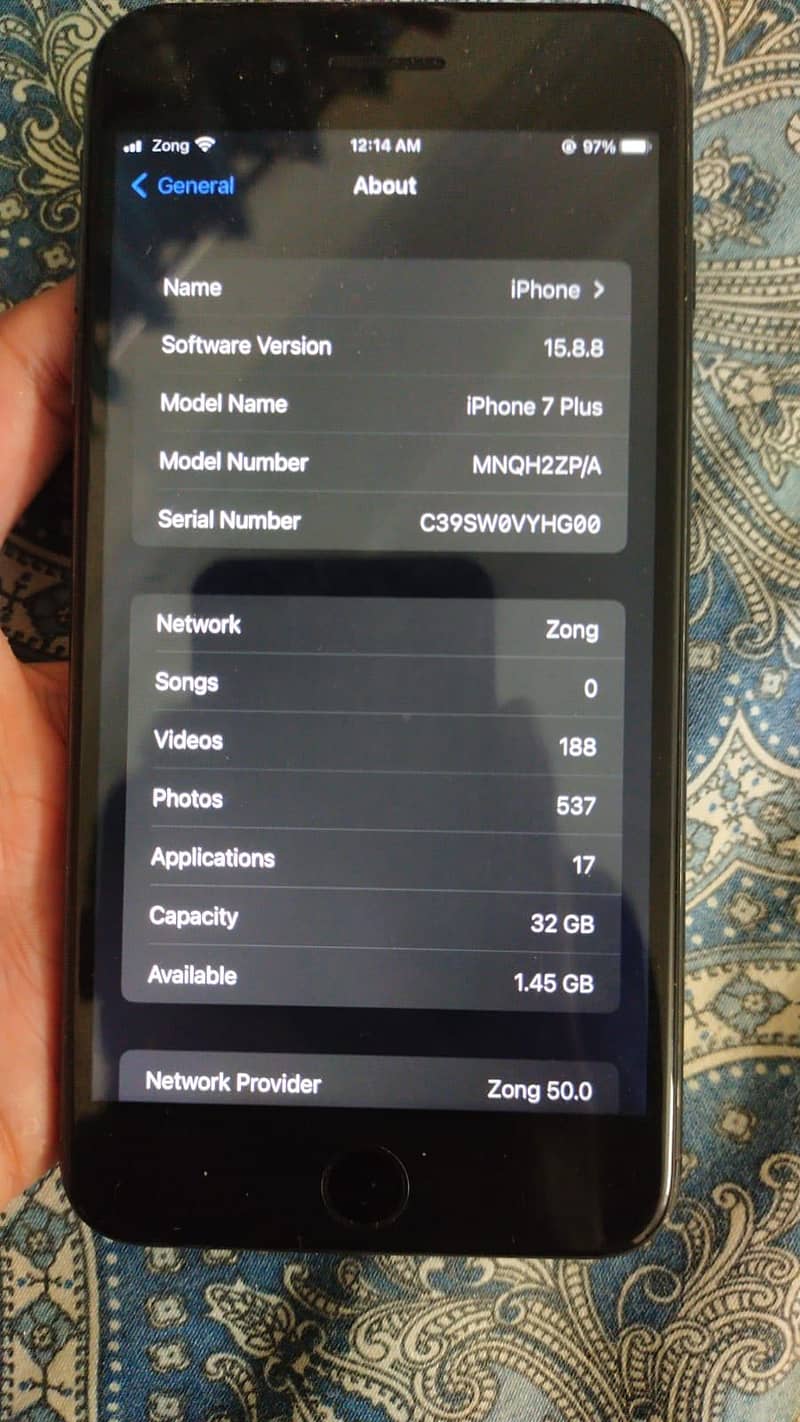 Apple iPhone 7 Plus 6