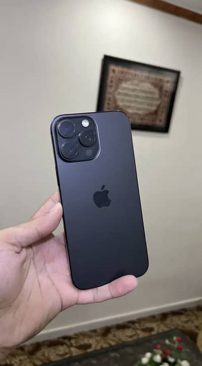 Apple iPhone 16 Pro Max