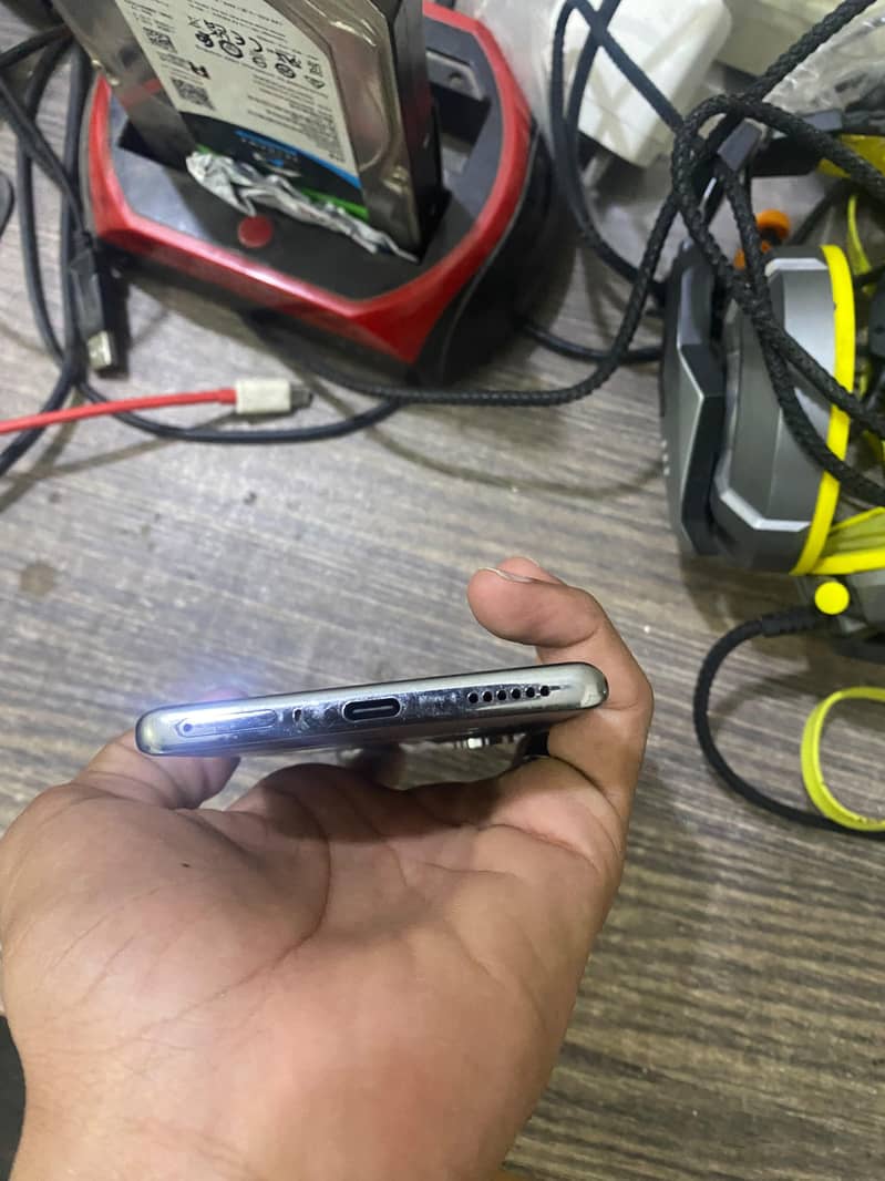 Tecno CAMON 40 Pro 1