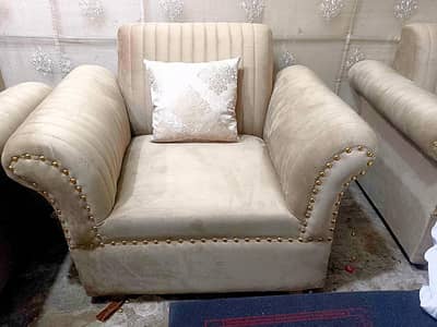 3 fine Poshish and interior design