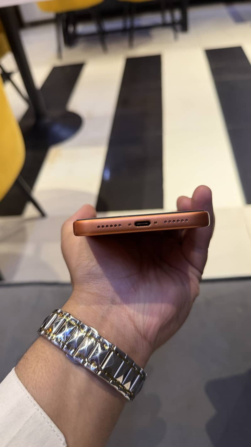 Apple iPhone 17 Pro Max 1
