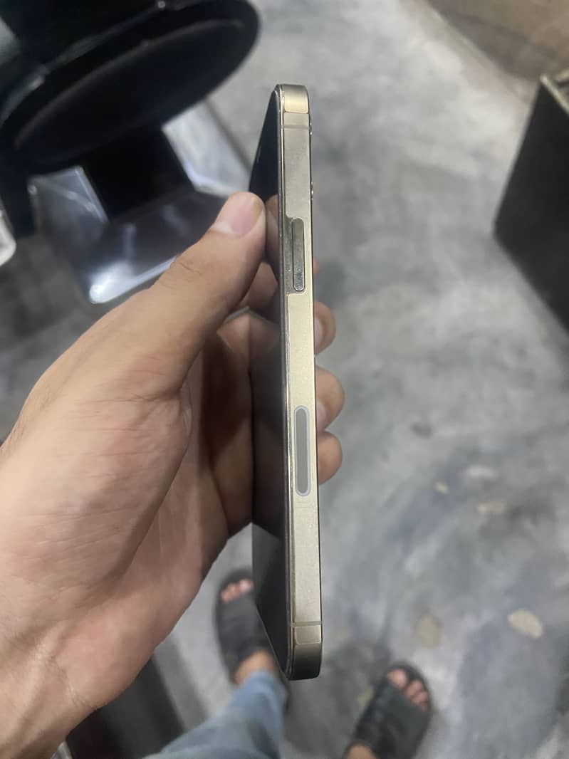 Apple iPhone 12 Pro 1
