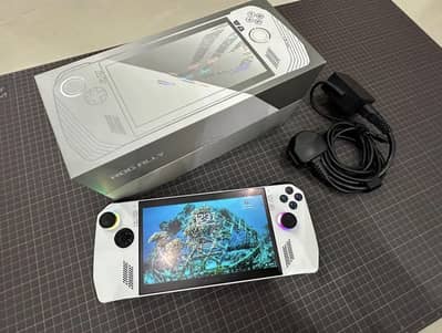 Asus Ally Z1 with box