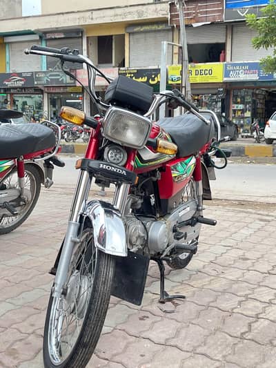 HONDA CD 70 2022 MODEL SCRATCH LESS CONDITION