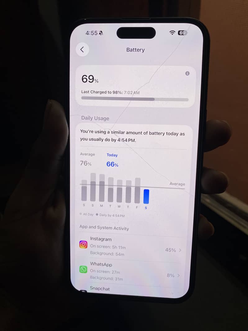 Apple iPhone 16 Plus 10