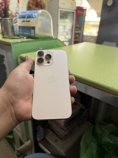 Apple iPhone 16 Pro Max