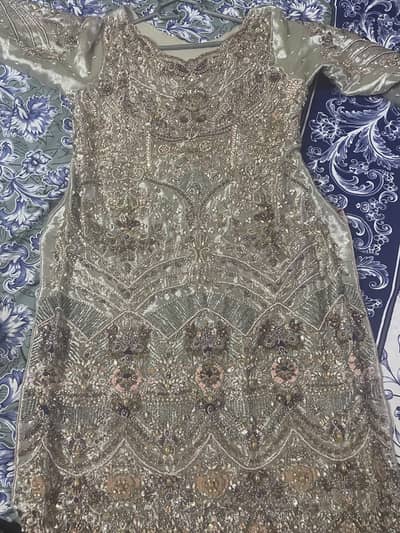 wedding dress in new condition like 10/10
