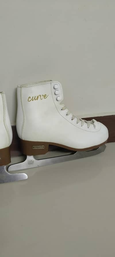 Original LMNADE Curve Ice Skate White