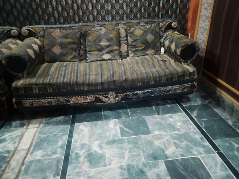 heavy sofa set 0