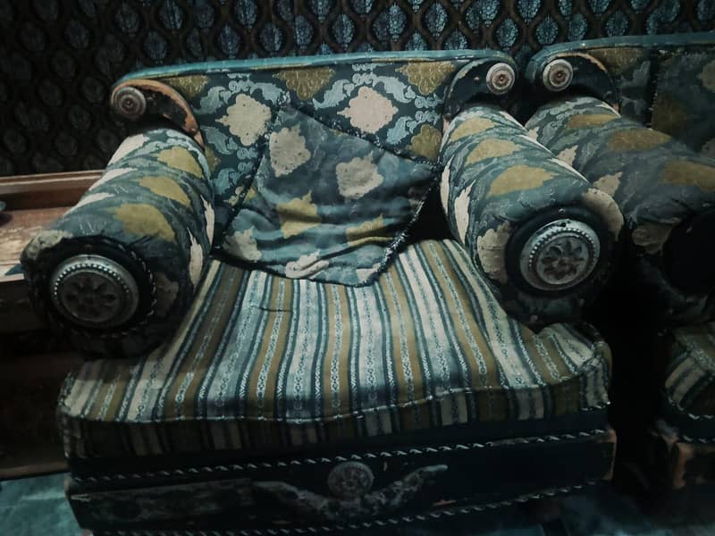 heavy sofa set 1