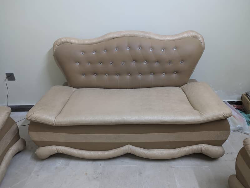sofa 7 seater 0