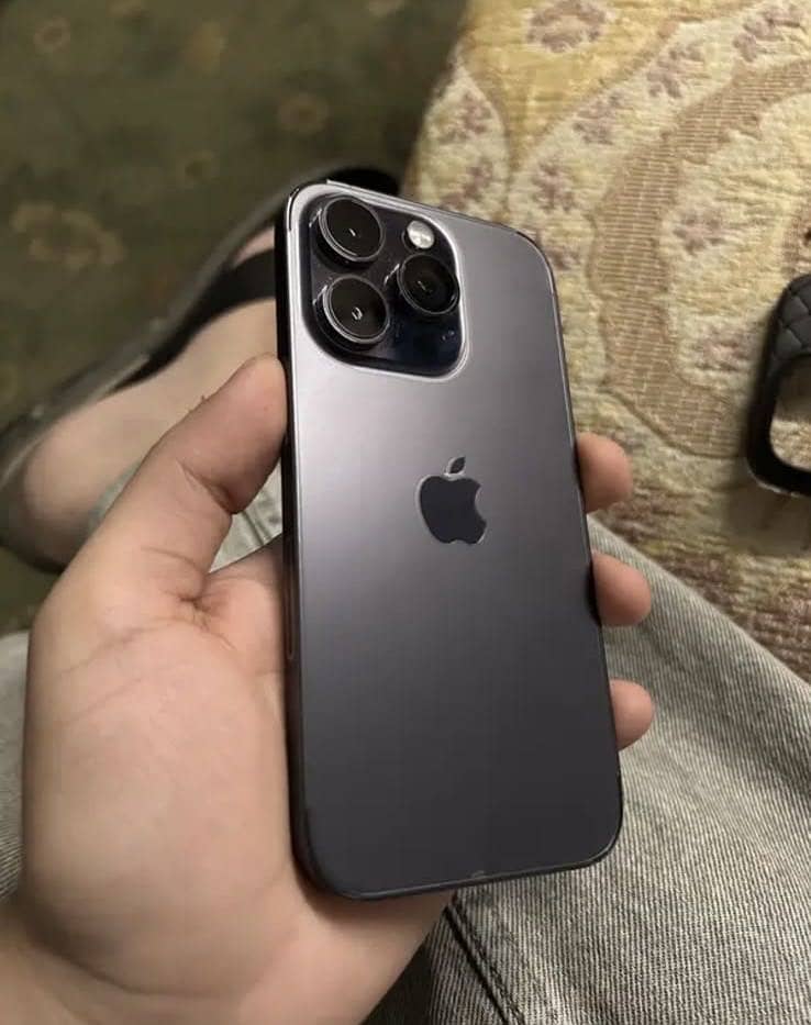 iPhone 14 Pro jv 0