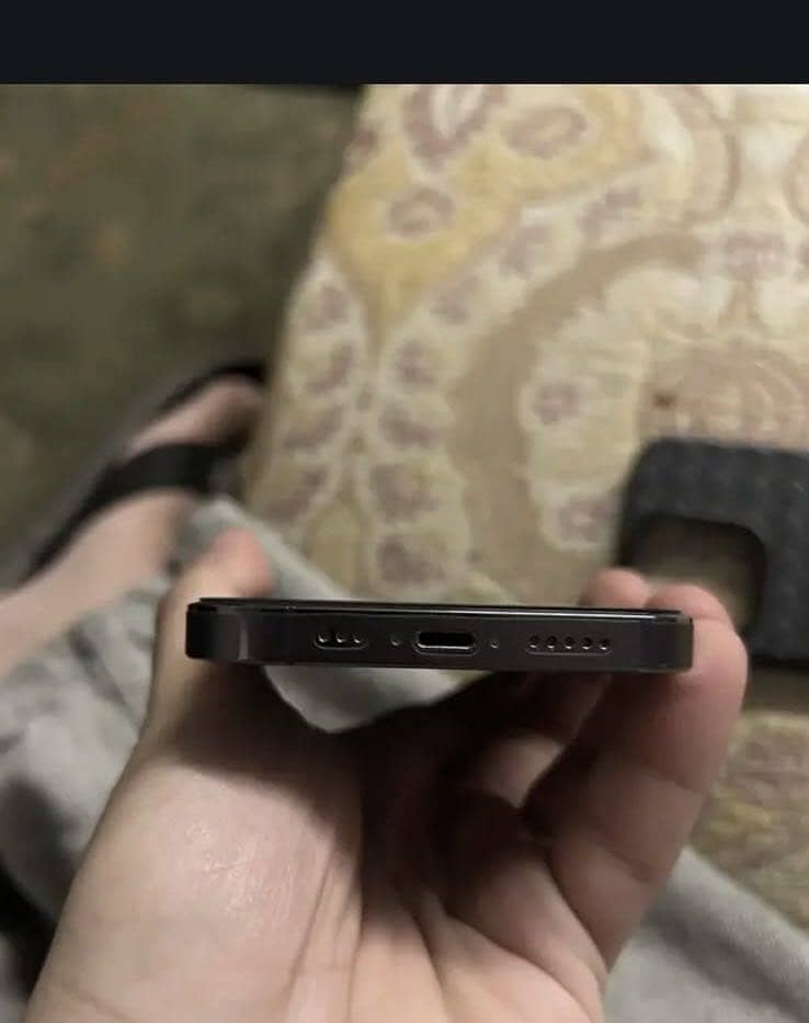 iPhone 14 Pro jv 1