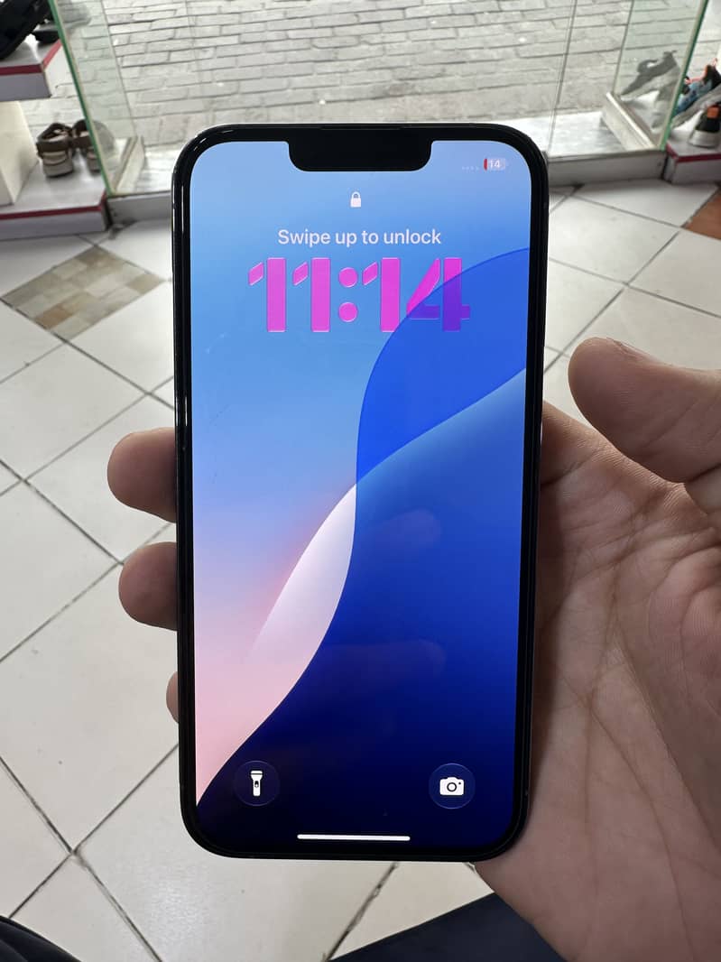 Apple iPhone 13 Pro 1