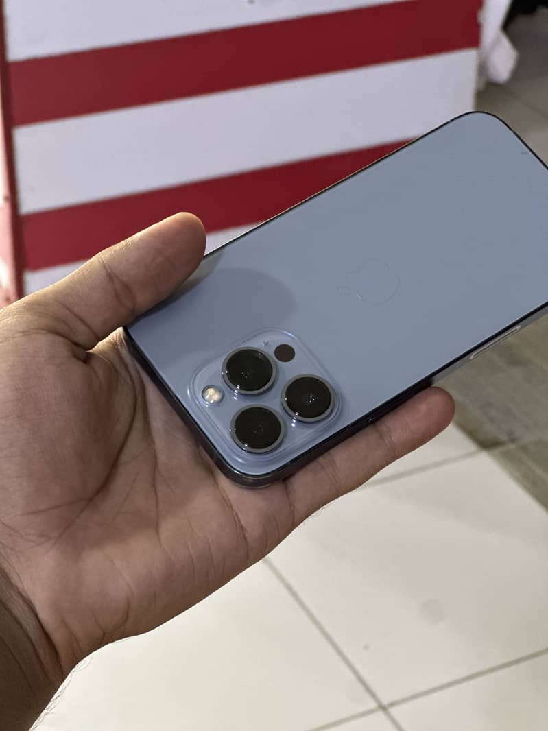 Apple iPhone 13 Pro 9