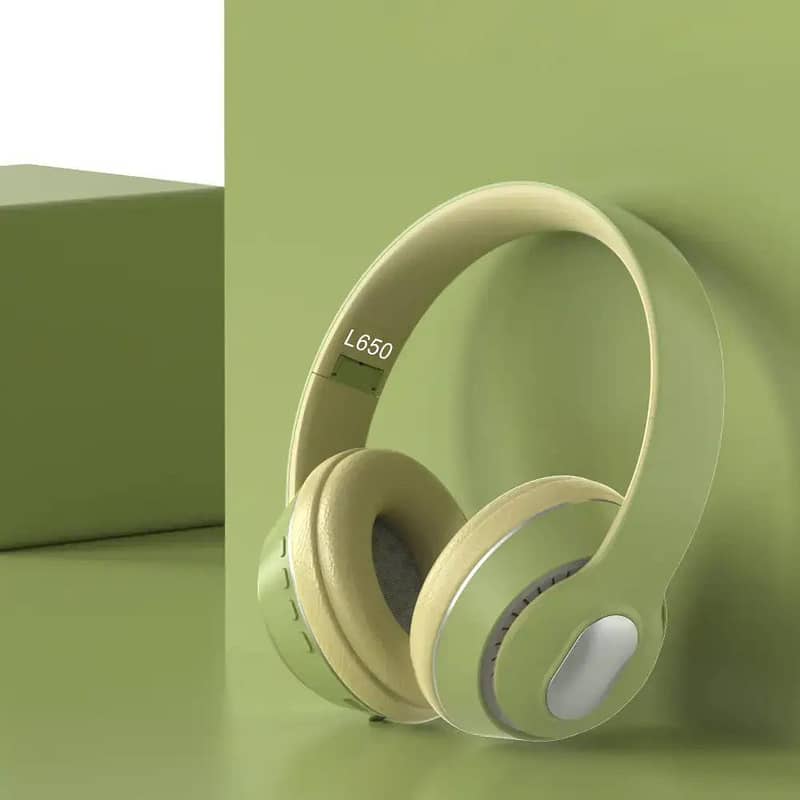 Stylish Wireless Bluetooth Headphones 15