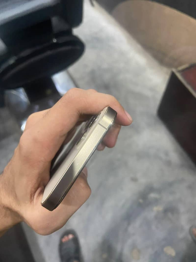 Apple Iphone 12 pro 3