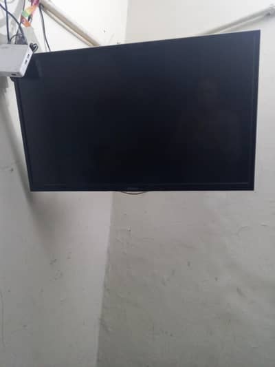 Haier LED