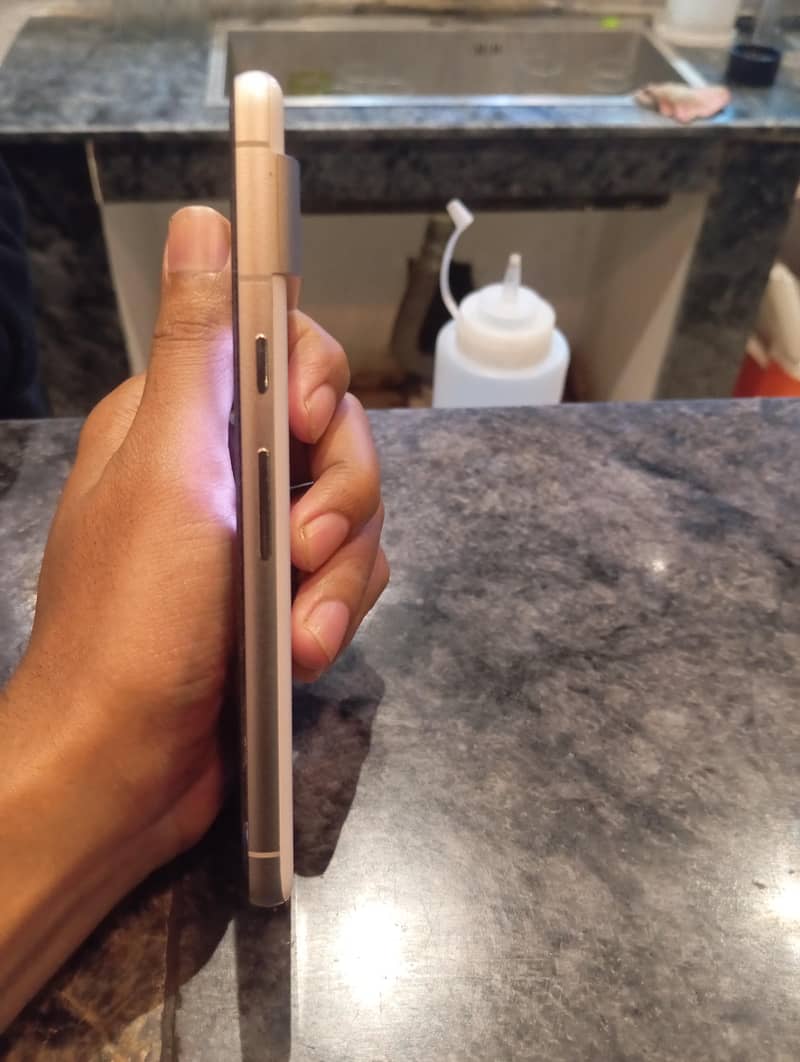 Google Pixel 7 3