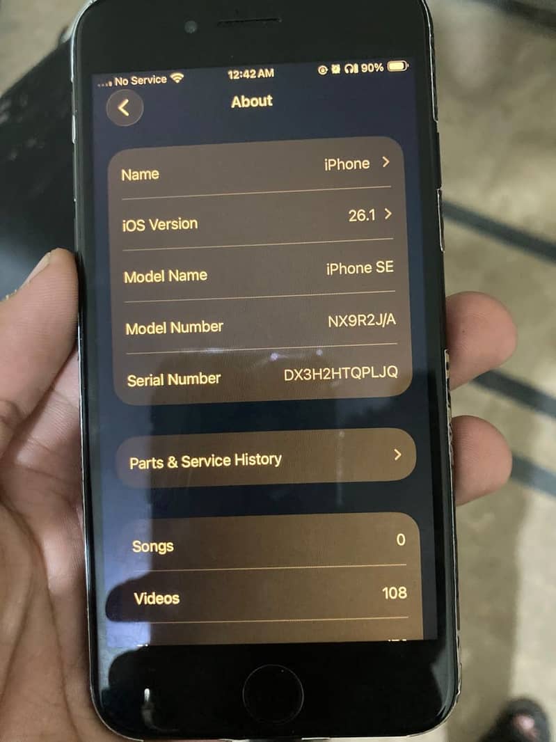 Apple iPhone SE2020 6