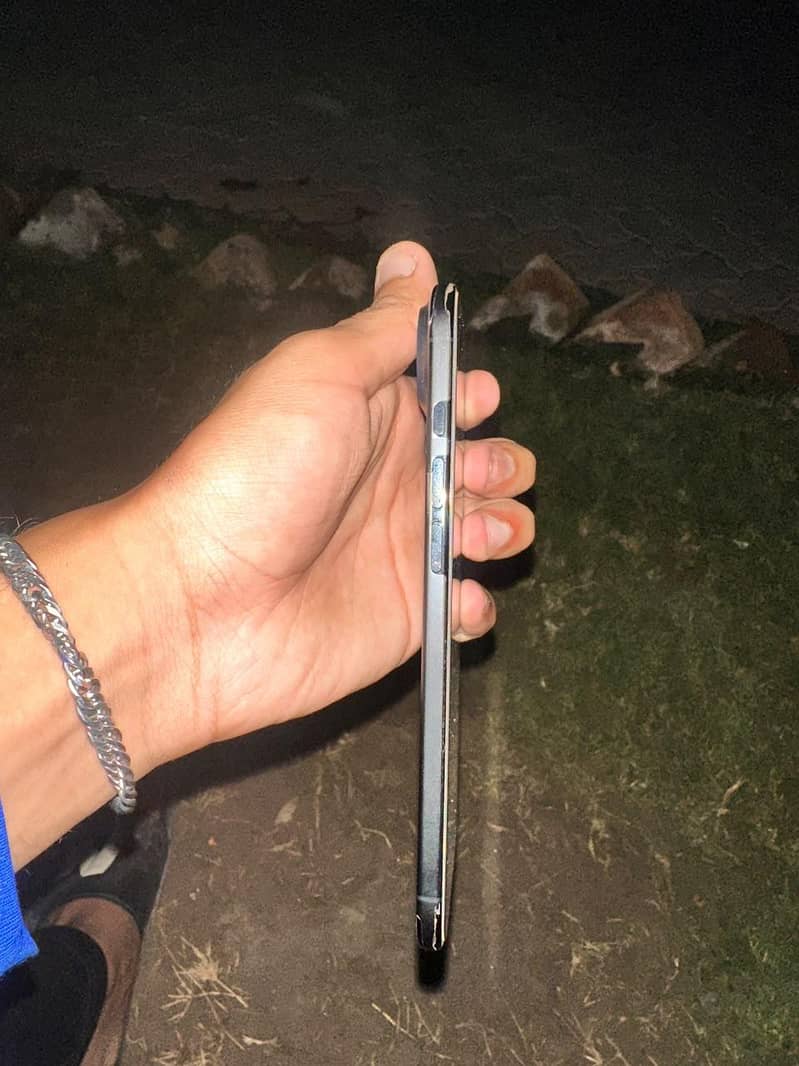 Apple iPhone 17 Air 6