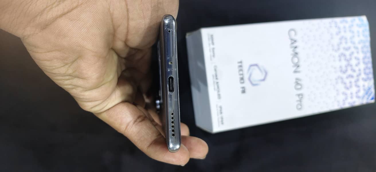 Tecno CAMON 40 Pro 2