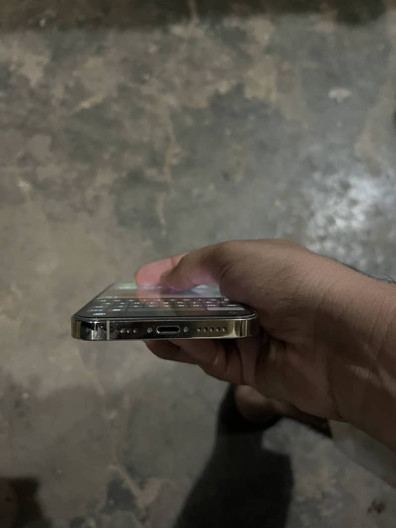 Apple iPhone 12 Pro 5