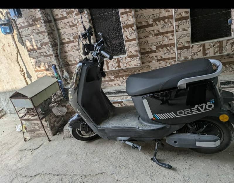orevo scooty 1
