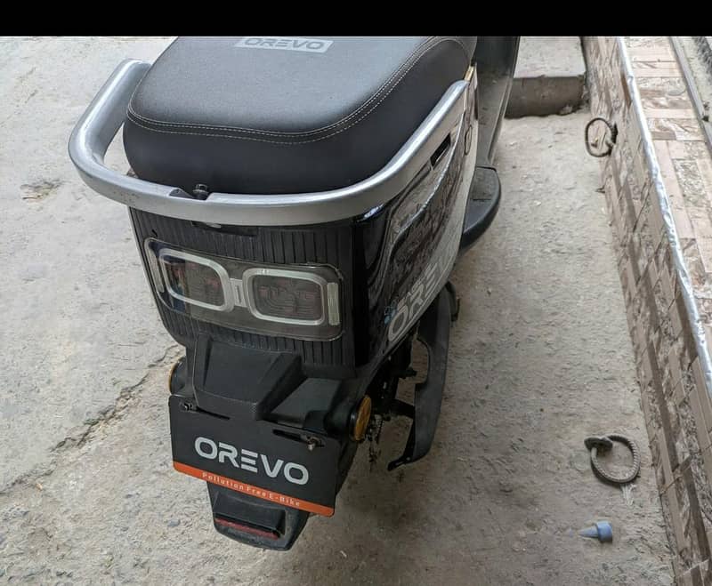 orevo scooty 2