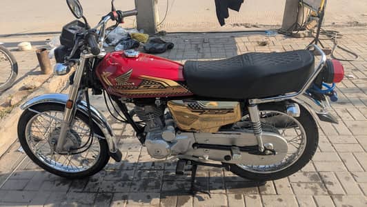 Honda CG 125 Golden Edition