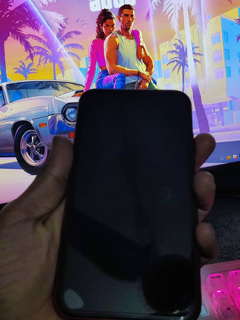 Apple iPhone 11 4