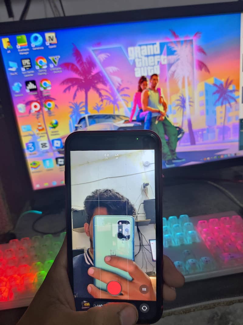 Apple iPhone 11 13