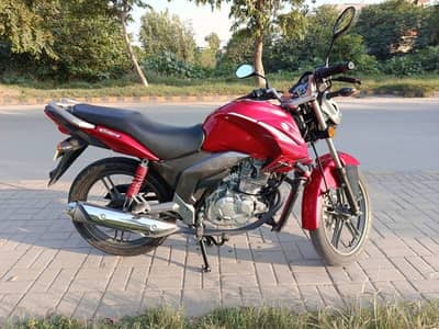Suzuki GSX 125 2024 — Excellent Condition | Single Hand Used